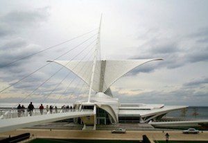 Milwaukee Art Museum, designed by architect Santiago Calatrava. Photo by Michael Hicks.