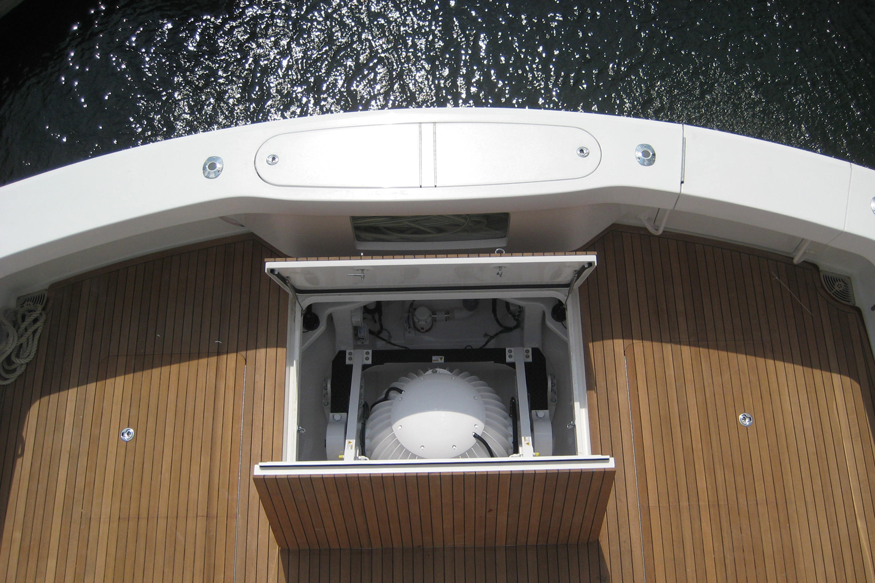 Sea trials demonstrate that the Seakeeper reduces boat roll of the Calypso Star II by 87% in two to four-foot seas.