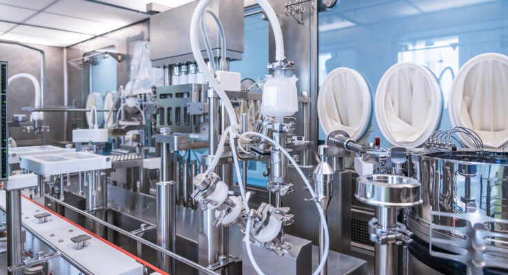 Minimizing outgassing from cleanroom equipment